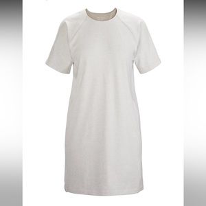 ARC'TERYX Womens Size XS (0-2) Momenta Short Sleeve Crew Neck Dress Active